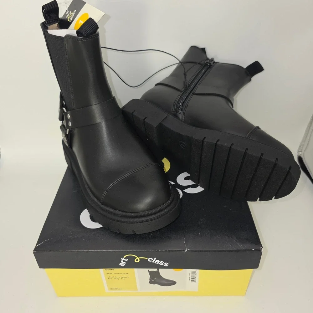 Art Class Crosby Boots Kids Size 1 Black New Harness Moto Lug Sole Side Zip